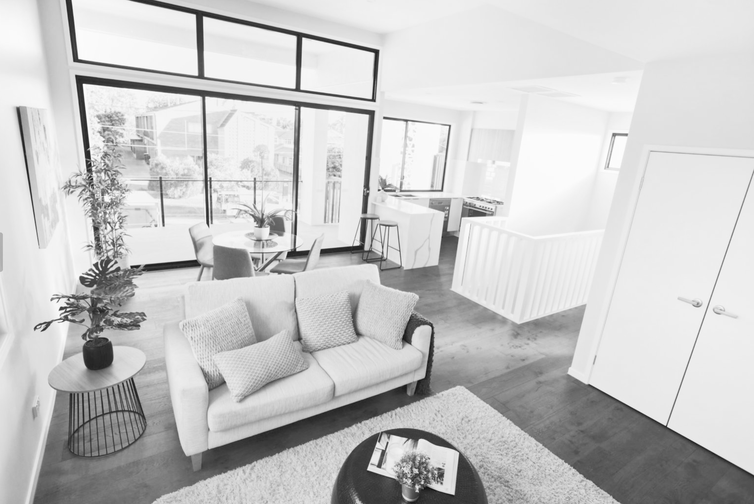 Light-filled residential studio